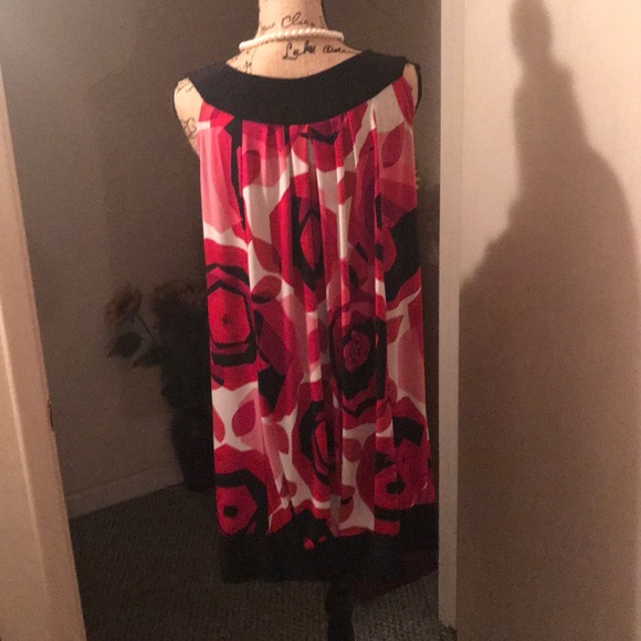 Floral Dress with jewel accents - Picture 3 of 3